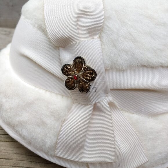 Vintage Cloche Hat Winter White Faux Fur Plush 20.5" - Picture 2 of 12